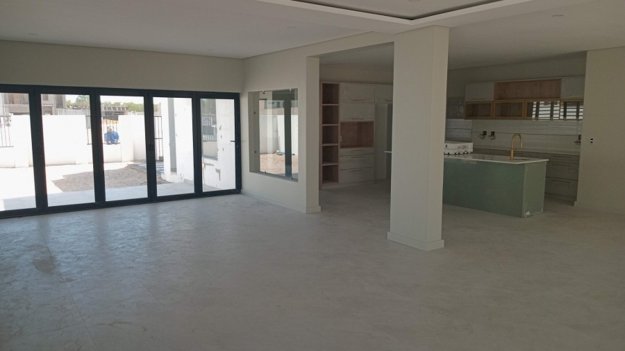 4 Bedroom Property for Sale in Sandown Western Cape